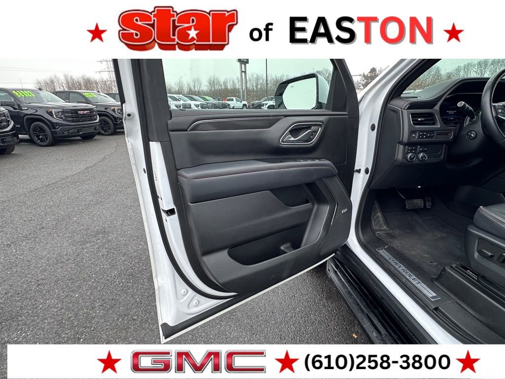 Used 2022 Chevrolet Tahoe RST w/ Luxury Package image 17