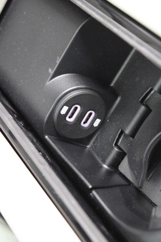 Used 2023 Porsche Panamera 4 image 38