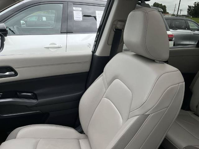 Certified 2023 Nissan Pathfinder SL w/ SL Premium Package AWD/4WD image 25