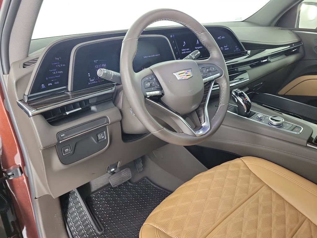 Certified 2023 Cadillac Escalade Premium Luxury w/ LPO, Radiant Package RWD image 19