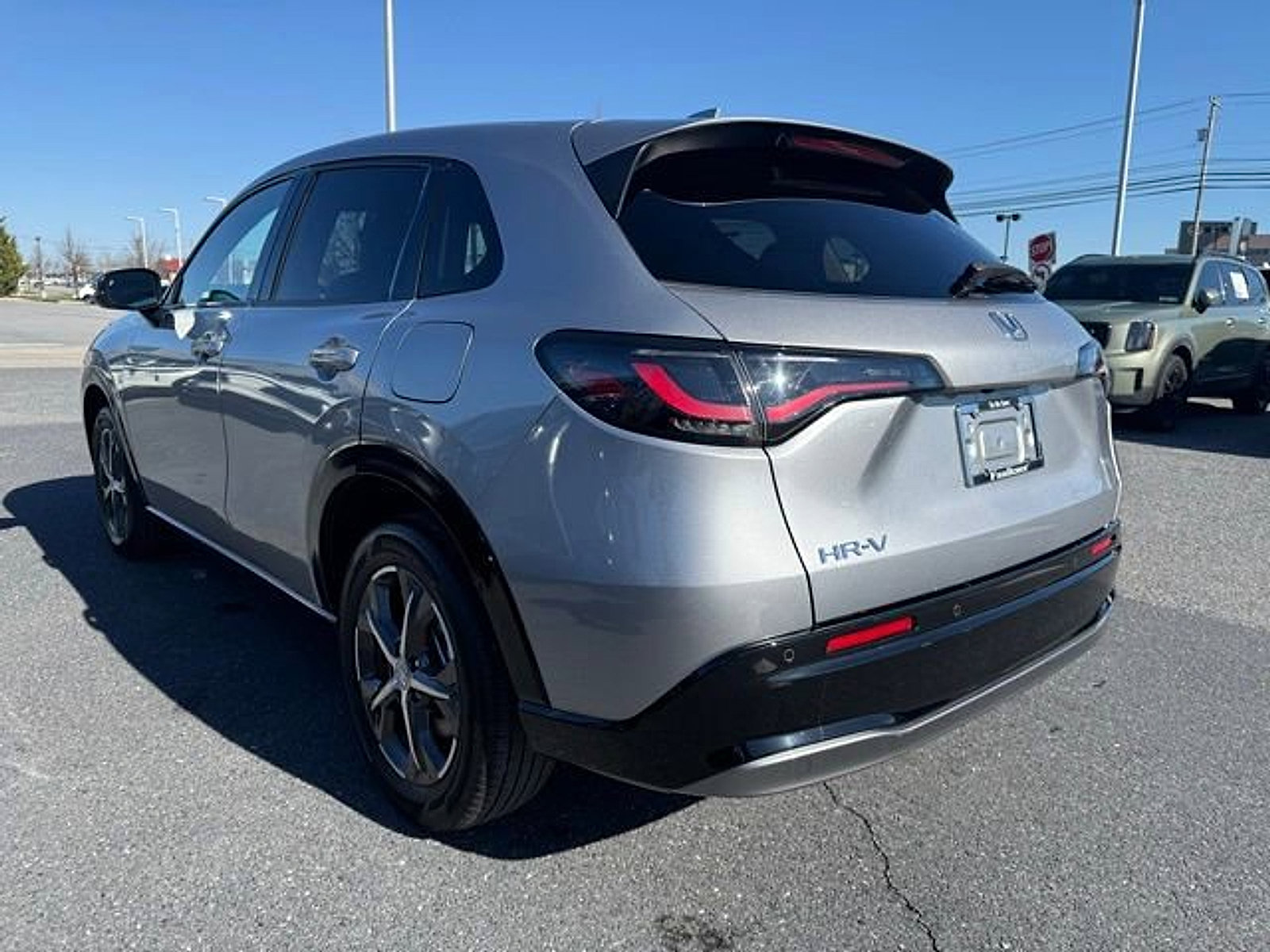 Used 2024 Honda HR-V EX-L image 10