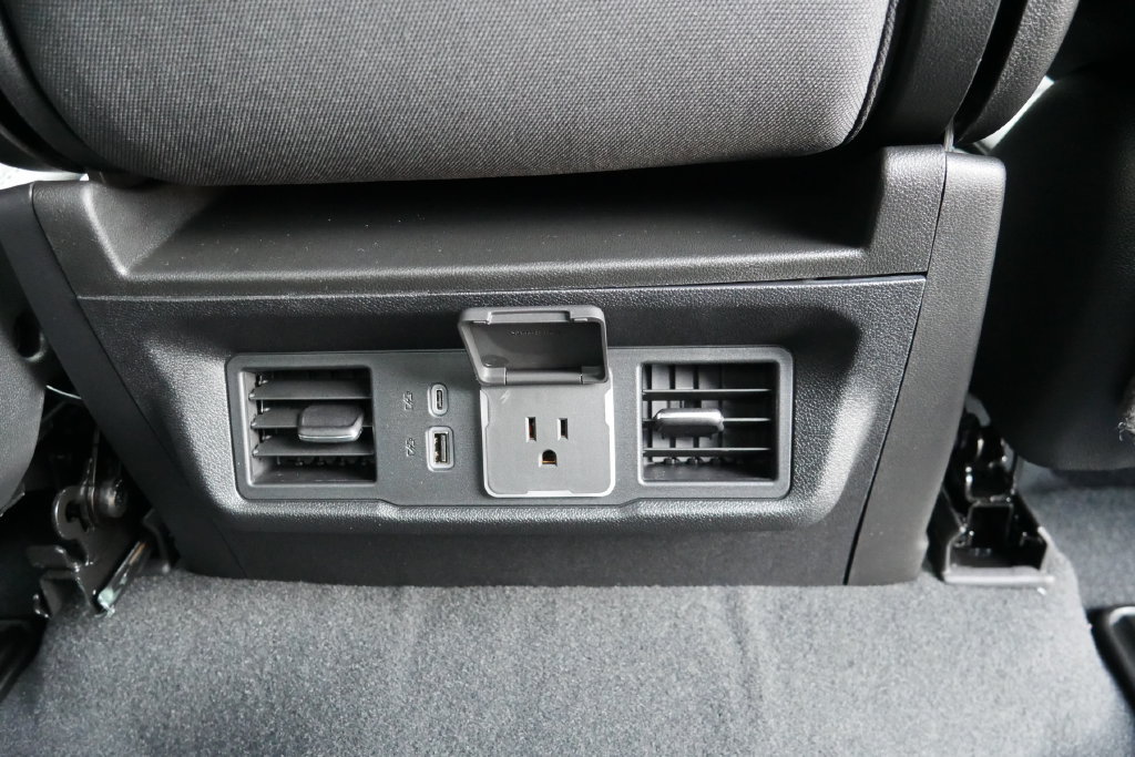 New 2026 Chevrolet Silverado 1500 LT AWD/4WD image 15