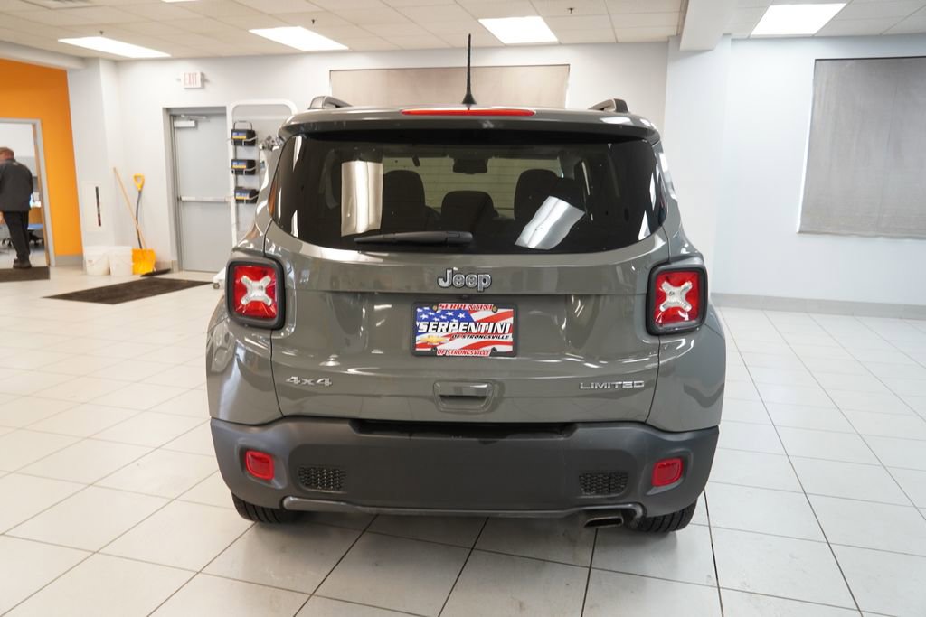 Used 2022 Jeep Renegade Limited w/ Sun, Sound & Wheels Group image 9