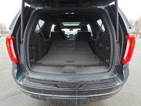 Used 2021 GMC Yukon SLT w/ SLT Premium Package image 30