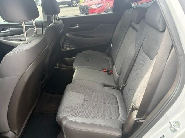 Used 2020 Hyundai Santa Fe SE FWD image 15