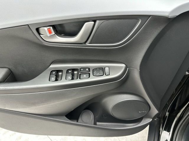 Used 2020 Hyundai Kona Ultimate image 13