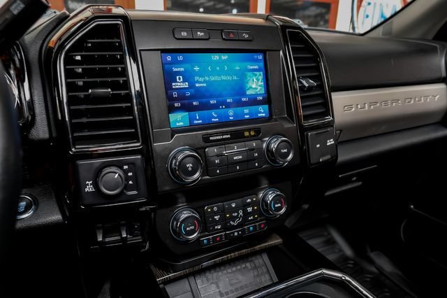 Used 2021 Ford F250 Lariat w/ Lariat Ultimate Package AWD/4WD image 29