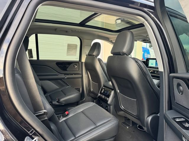 New 2026 Lincoln Aviator Reserve w/ Jet Appearance Package image 11