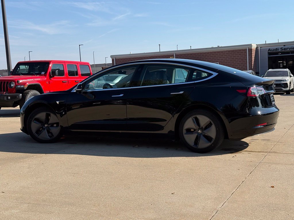 Used 2019 Tesla Model 3 RWD image 3
