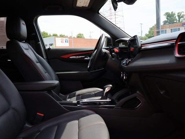 Used 2024 Chevrolet TrailBlazer RS w/ Driver Confidence Package FWD image 8
