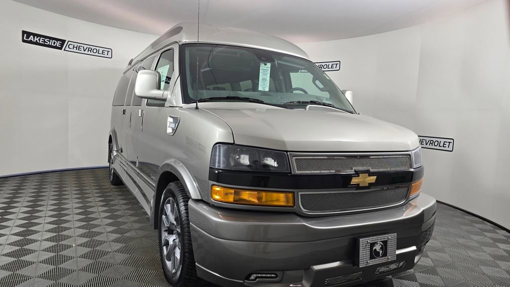 New 2026 Chevrolet Express 2500 Extended w/ Driver Convenience Package image 8