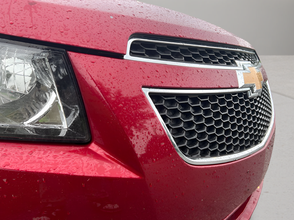Used 2014 Chevrolet Cruze LT FWD image 27