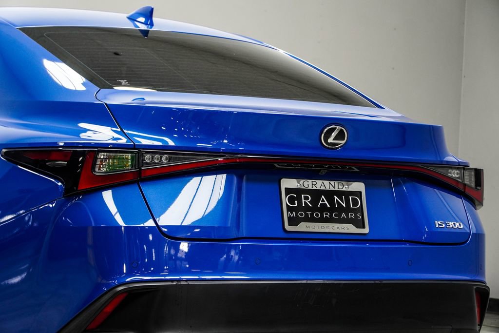 Used 2021 Lexus IS 300 300 w/ Comfort Package image 14