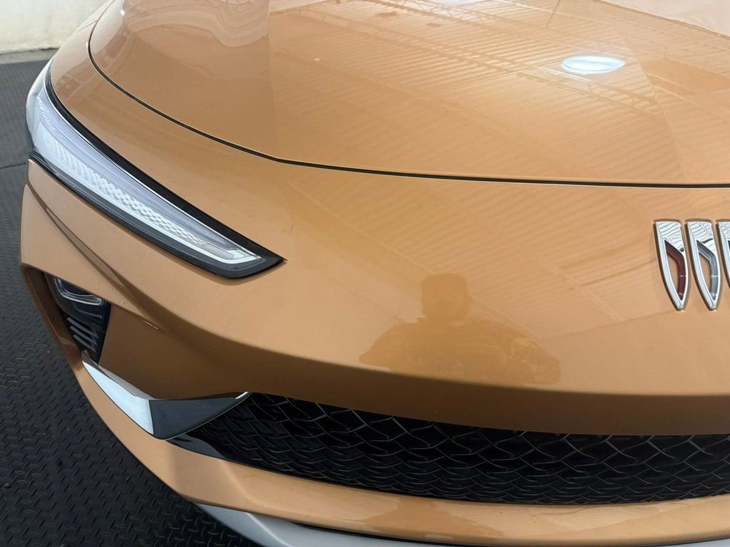 Used 2024 Buick Envista Sport Touring w/ Convenience II Package image 7