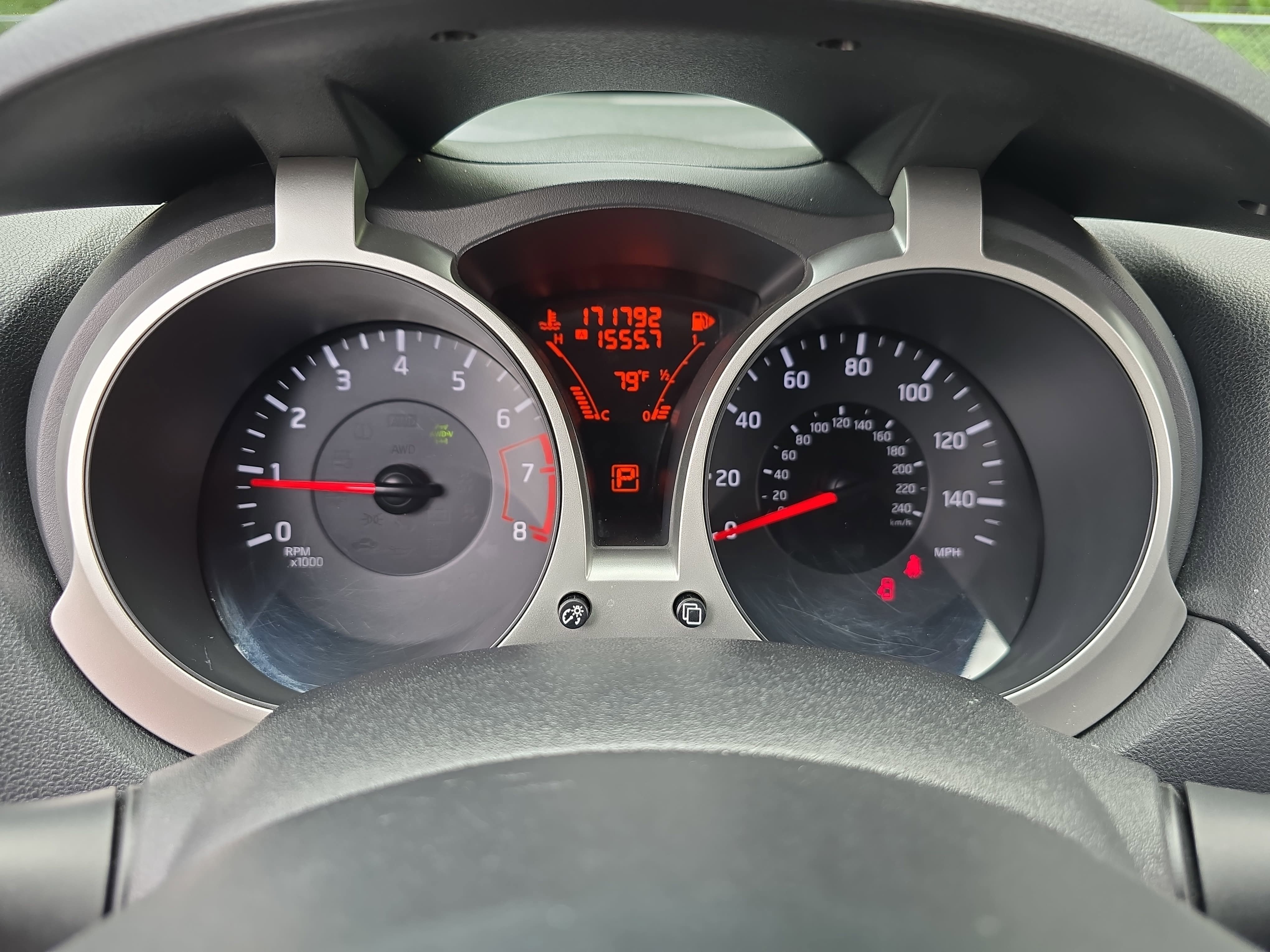 Used 2012 Nissan Juke SL AWD/4WD image 18