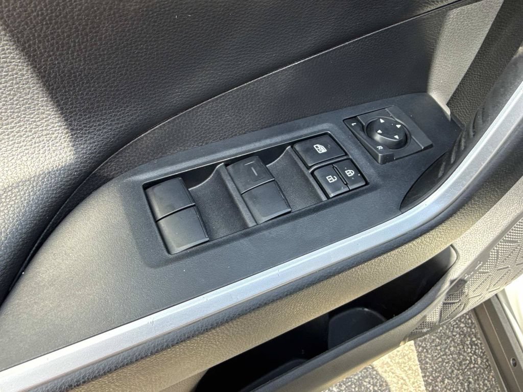Used 2020 Toyota RAV4 TRD Off-Road AWD/4WD image 22