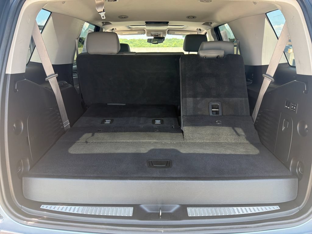 Used 2016 Chevrolet Tahoe LT w/ Luxury Package AWD/4WD image 33