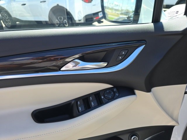 Used 2024 Buick Enclave Essence w/ Technology Package image 12