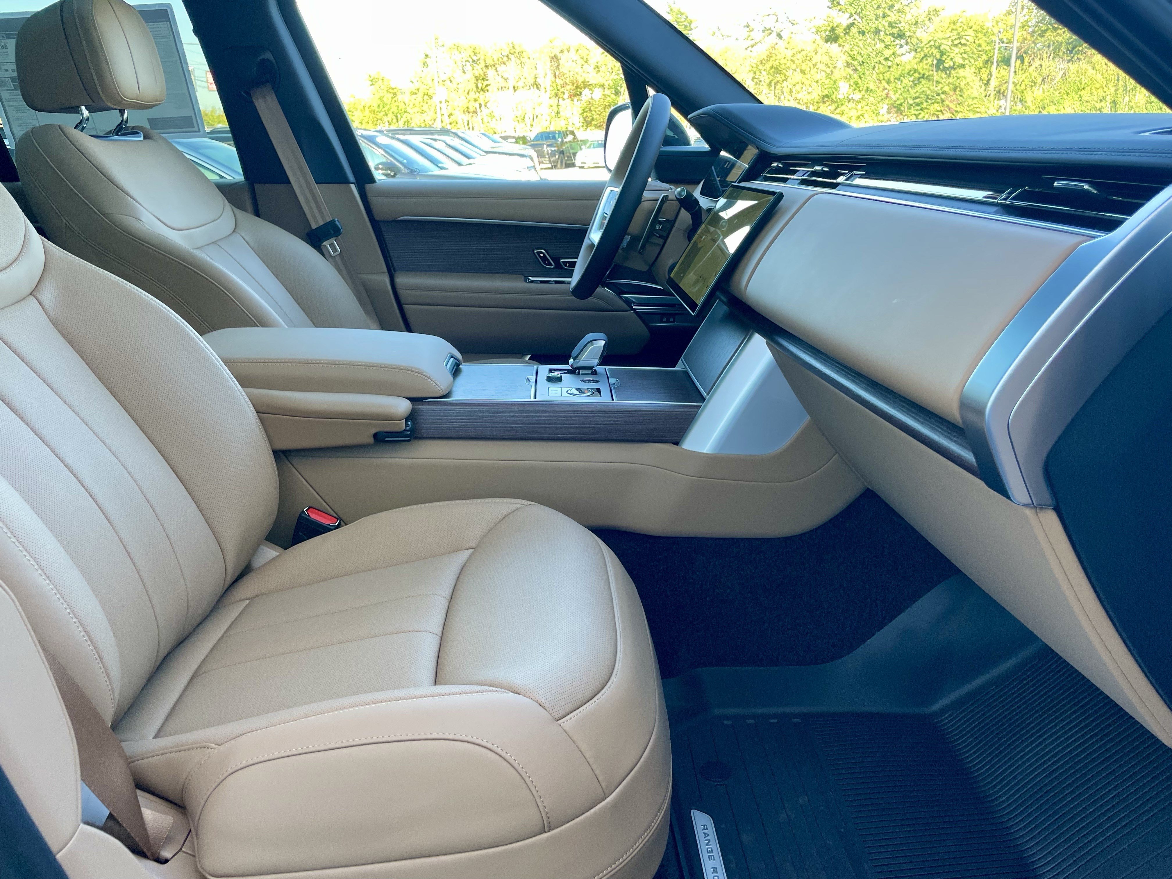 New 2027 Land Rover Range Rover SE AWD/4WD image 15