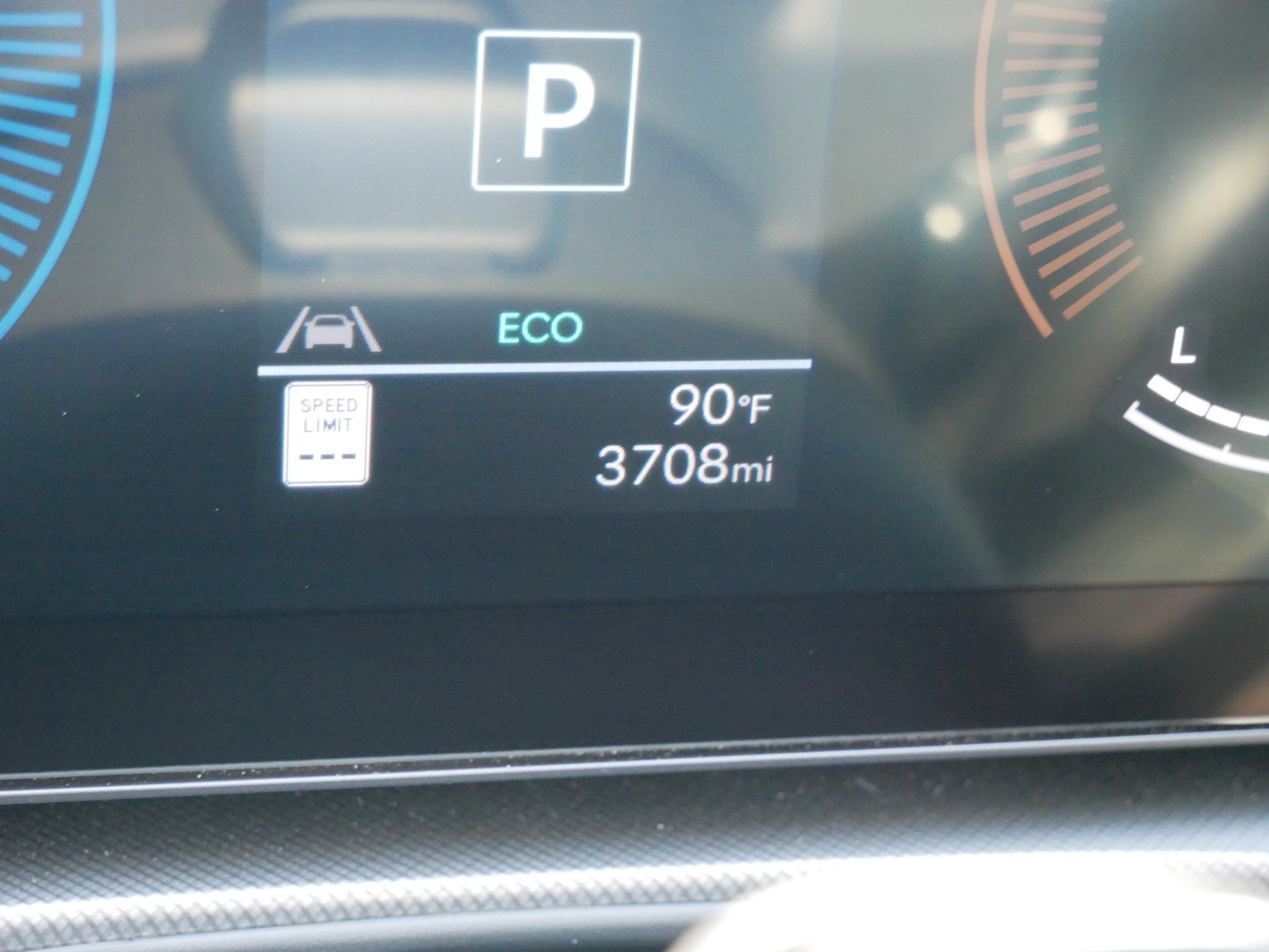 Certified 2026 Hyundai Santa Fe SEL AWD/4WD image 33