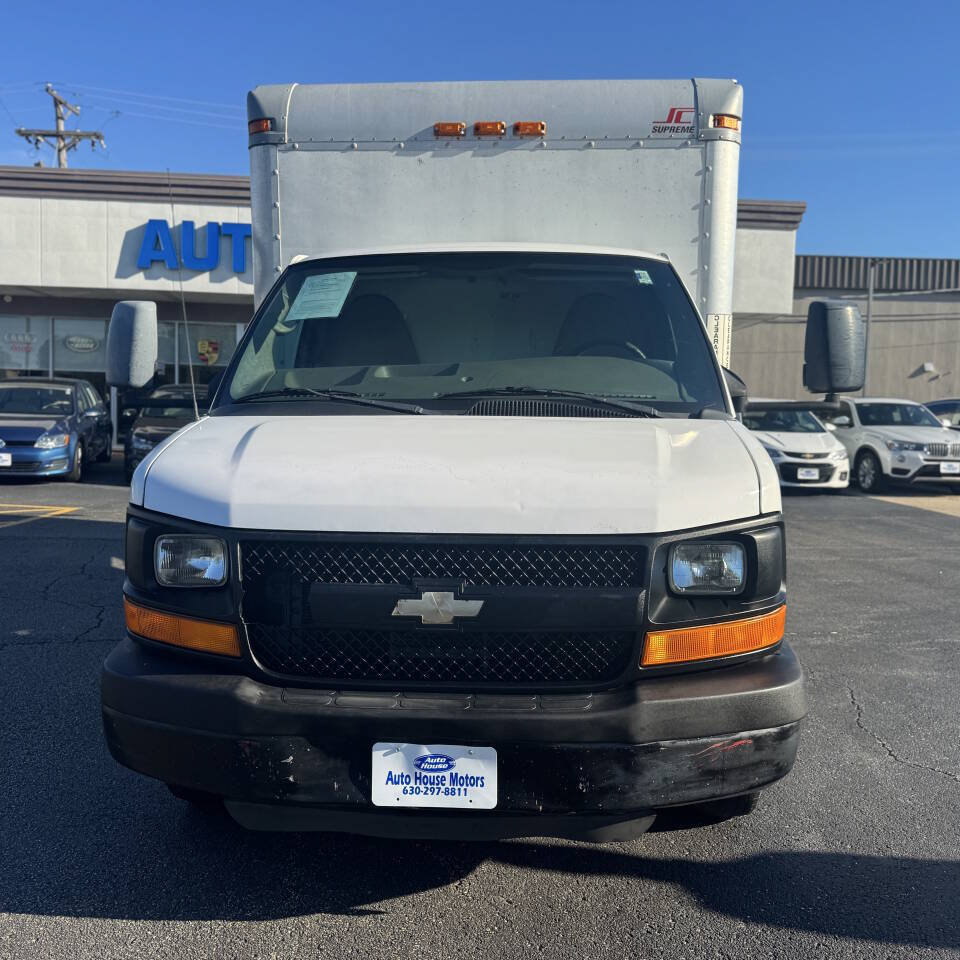 Used 2010 Chevrolet Express 3500 RWD image 13