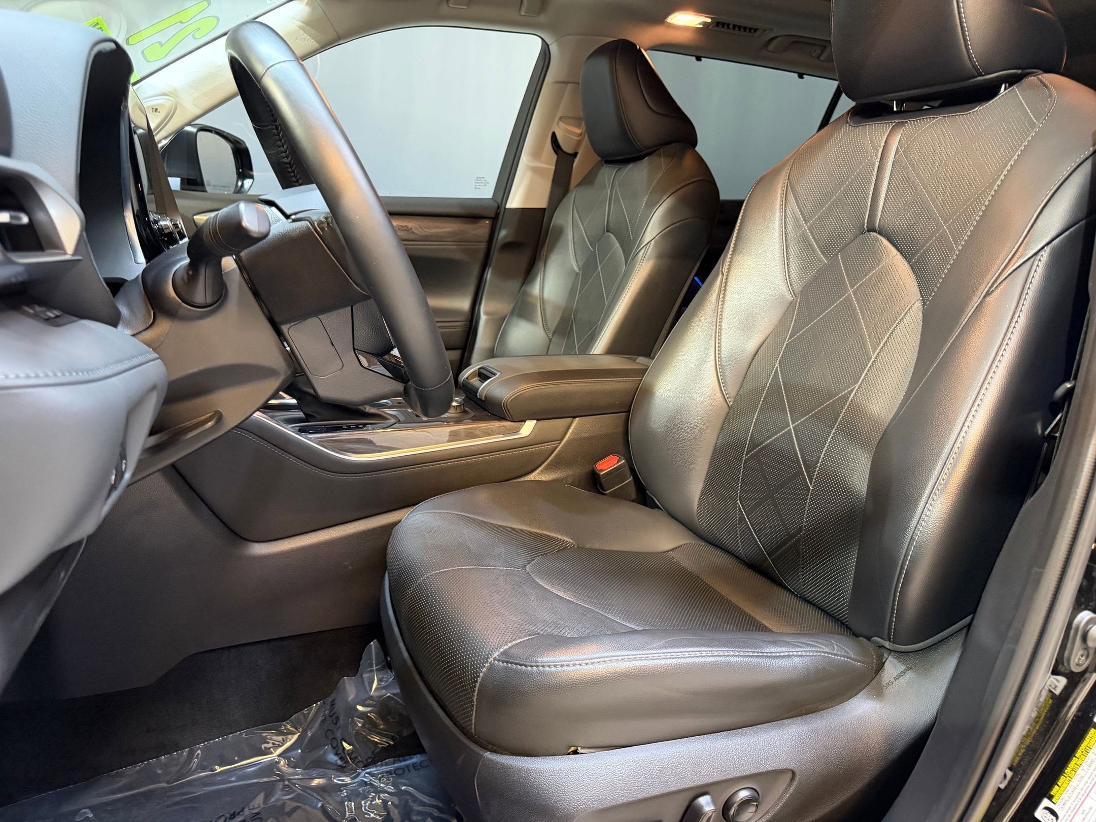 Used 2021 Toyota Highlander Platinum image 5