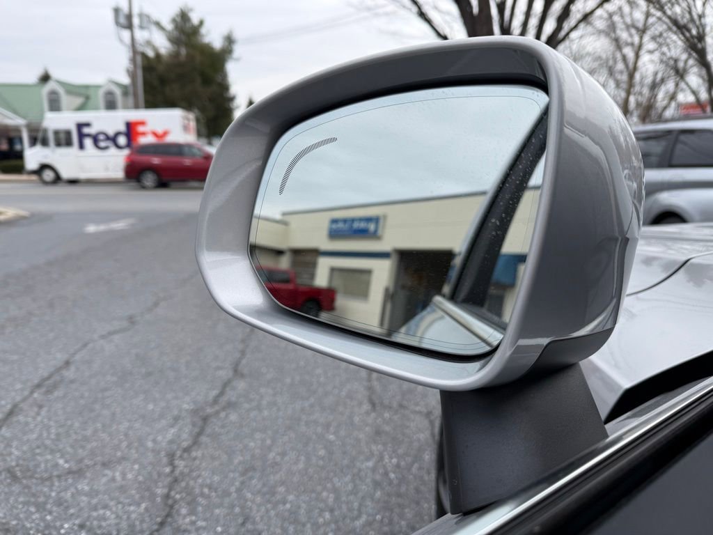 Used 2023 Volvo XC90 B6 Plus AWD/4WD image 11