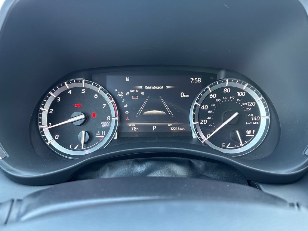 Used 2022 Toyota Highlander Limited AWD/4WD image 15