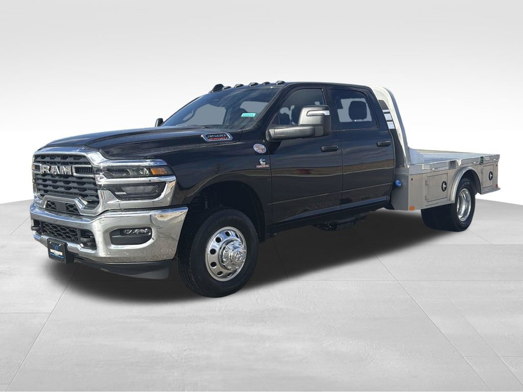 Used 2026 RAM 3500 Tradesman w/ Chrome Appearance Group AWD/4WD image 2