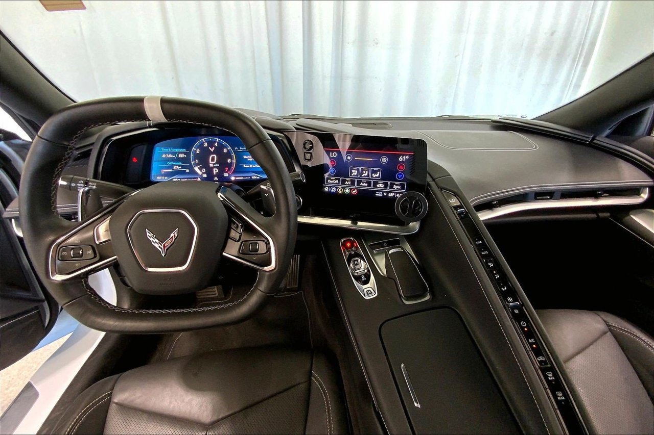 Used 2023 Chevrolet Corvette Stingray Coupe w/ Z51 Performance Package RWD image 14