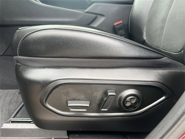 Used 2024 Jeep Grand Cherokee Altitude image 11