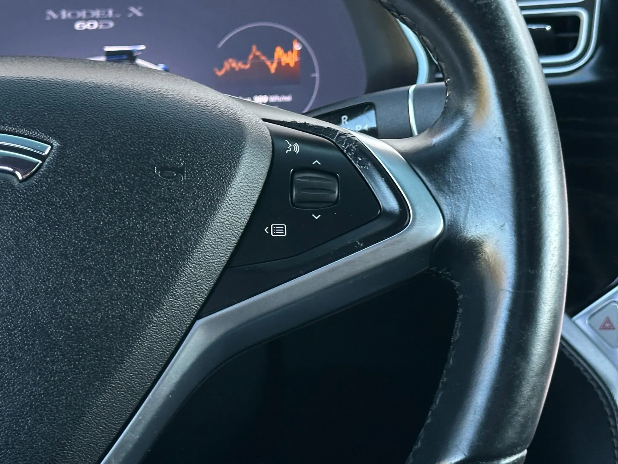 Used 2016 Tesla Model X 60D image 34