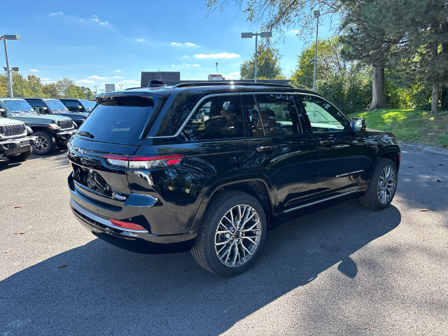 New 2027 Jeep Grand Cherokee Summit AWD/4WD image 29