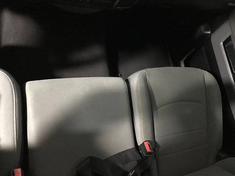 Used 2015 RAM 1500 Classic SLT image 29