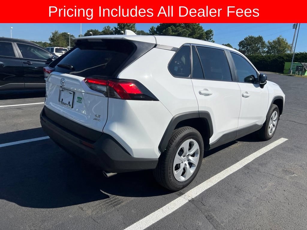 Used 2025 Toyota RAV4 LE AWD/4WD image 18