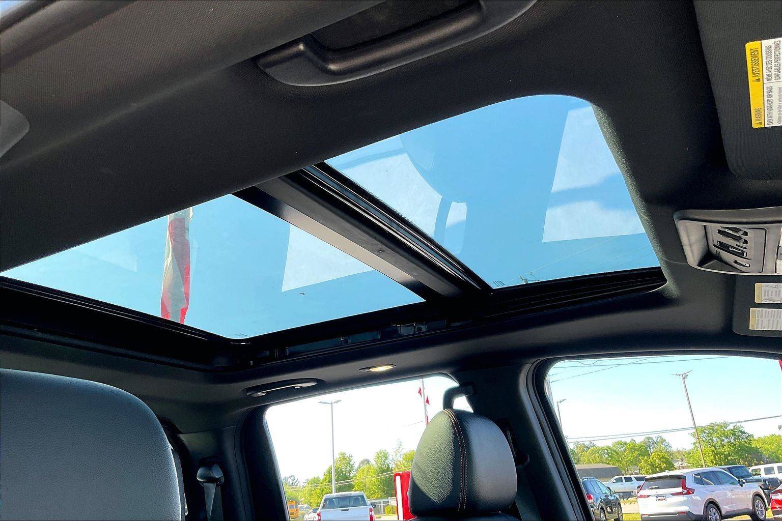 Certified 2024 Nissan Titan PRO-4X w/ Pro-4x Convenience Package AWD/4WD image 25