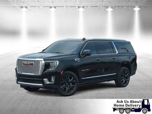 Used 2021 GMC Yukon XL Denali w/ Denali Premium Package AWD/4WD image 1