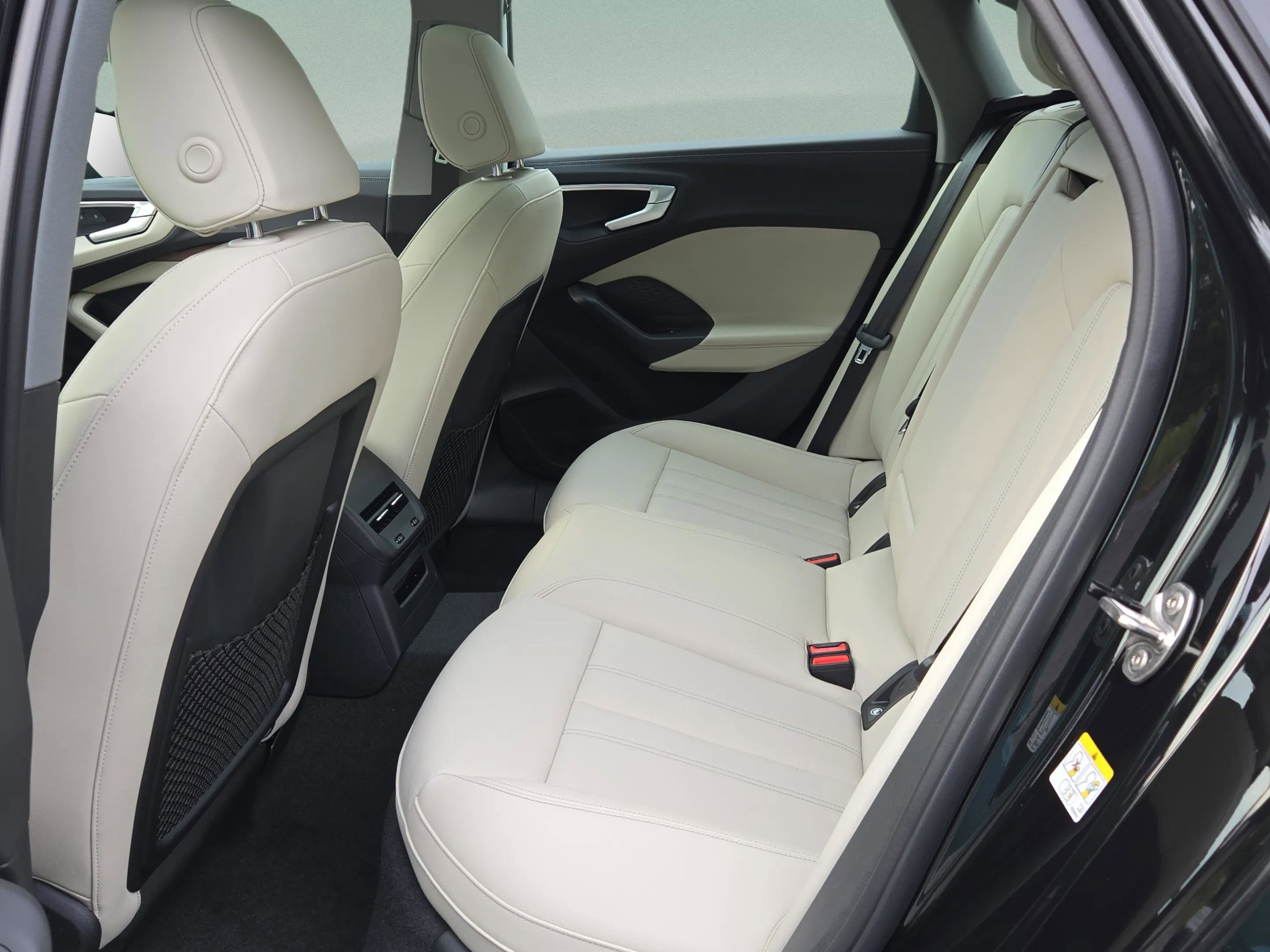 Used 2025 Audi A5 2.0T Premium w/ Convenience Package image 11