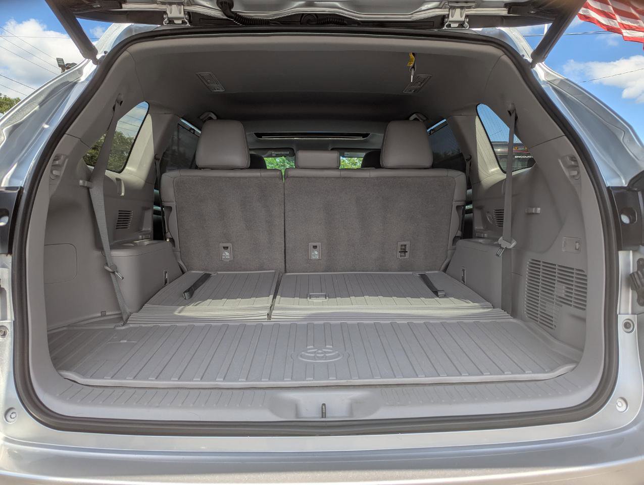 Used 2018 Toyota Highlander XLE image 54