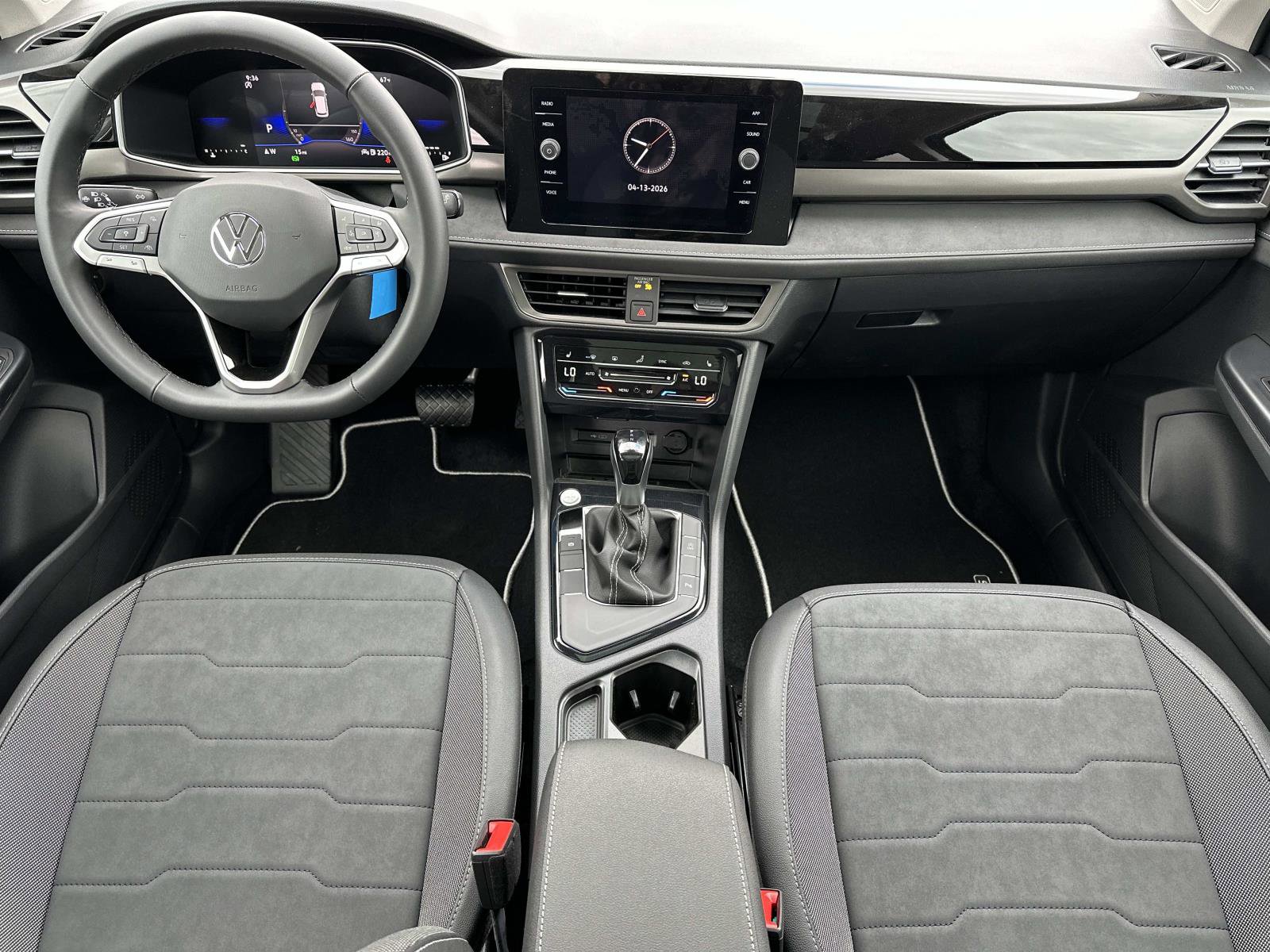 New 2026 Volkswagen Taos SE FWD image 14