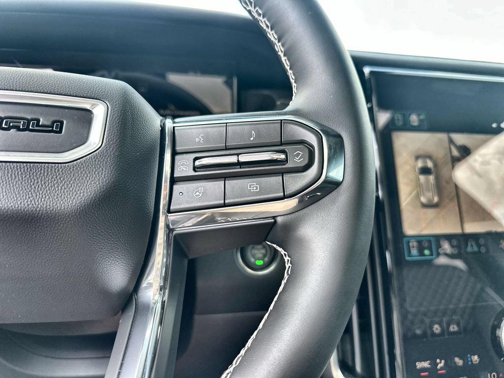 New 2026 GMC Acadia Denali w/ Super Cruise Package FWD image 32