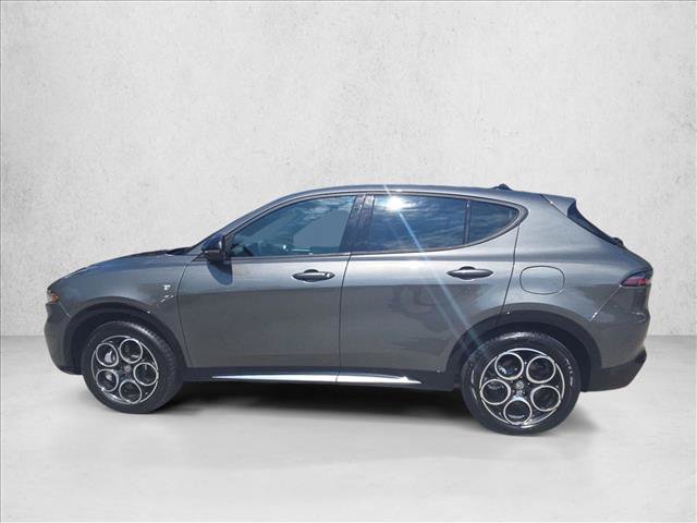 Used 2024 Alfa Romeo Tonale Ti w/ Premium Interior Package AWD/4WD image 9