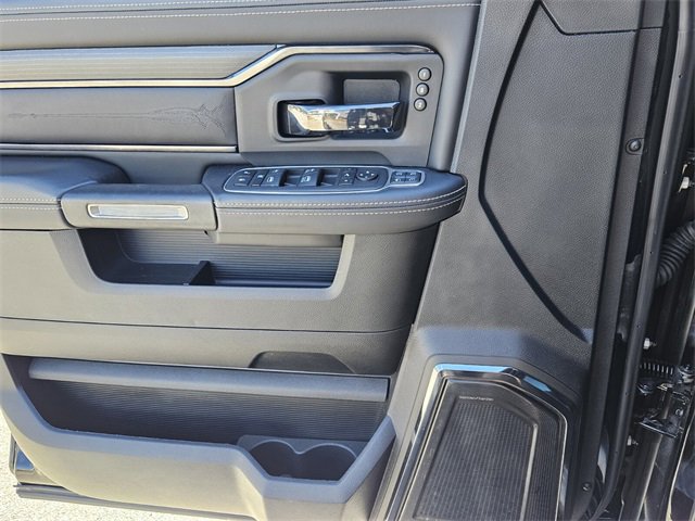 Used 2024 RAM 2500 Limited image 26