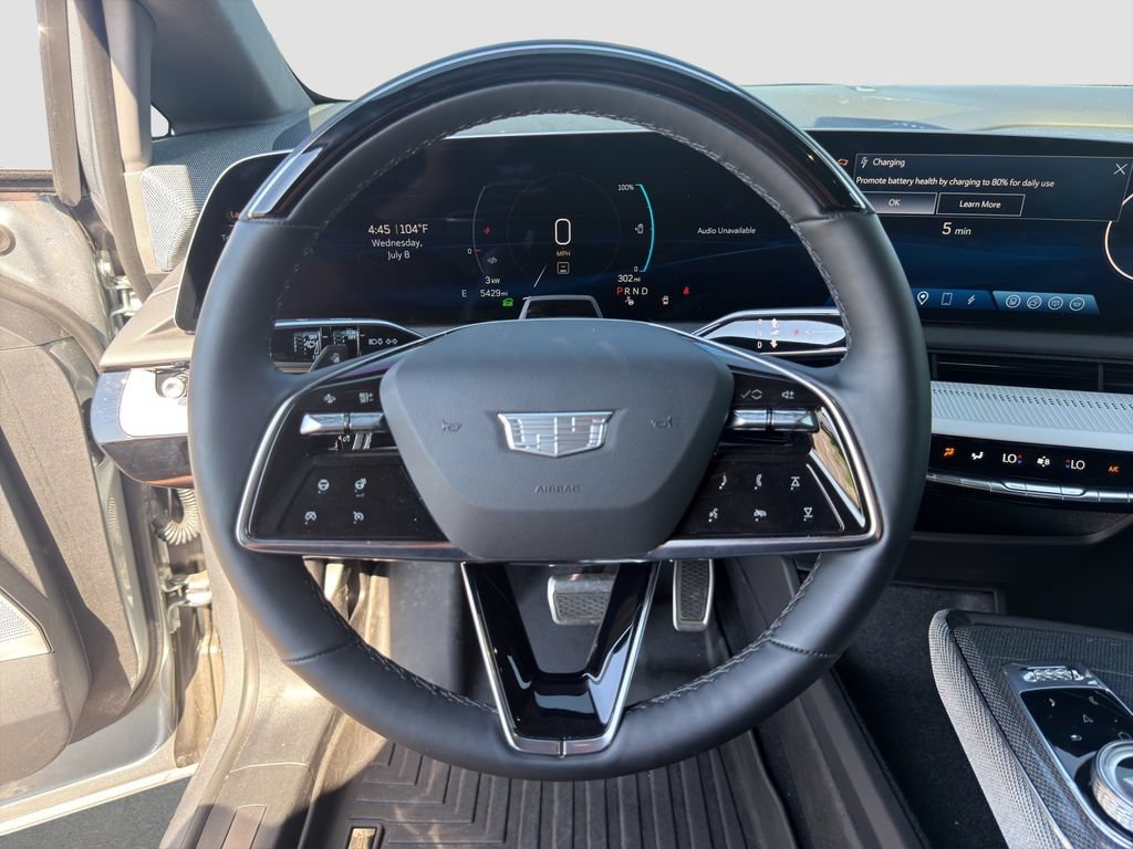 Used 2025 Cadillac Optiq Luxury 1 AWD/4WD image 10