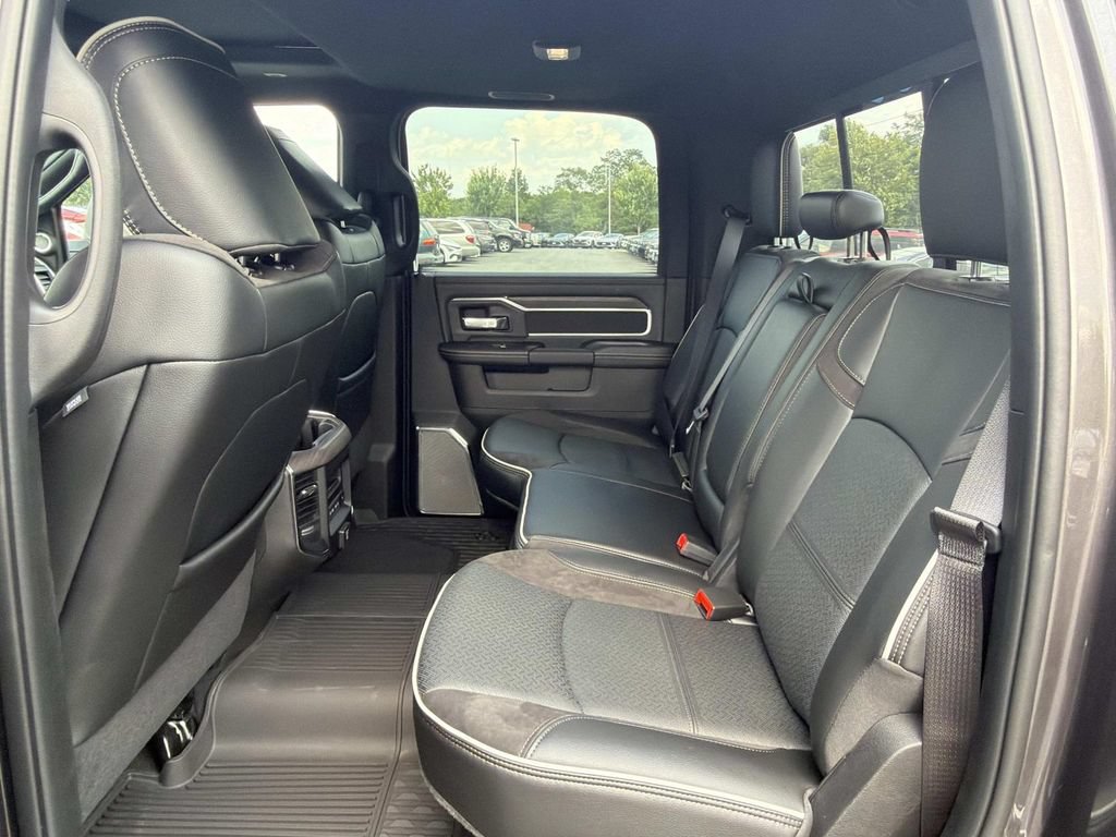 New 2026 RAM 3500 Laramie AWD/4WD image 22