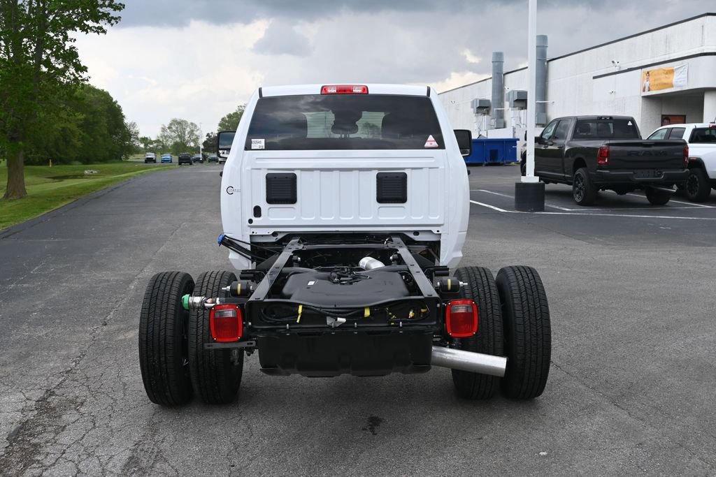 New 2026 RAM 3500 Tradesman AWD/4WD image 5