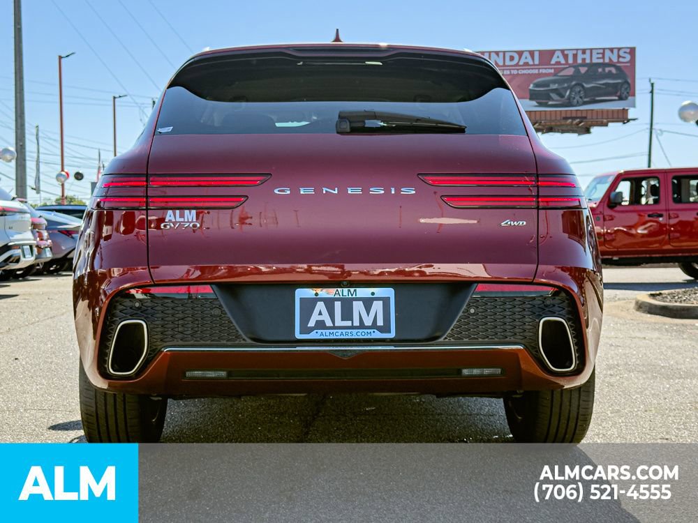 Used 2025 Genesis GV70 2.5T AWD/4WD image 16