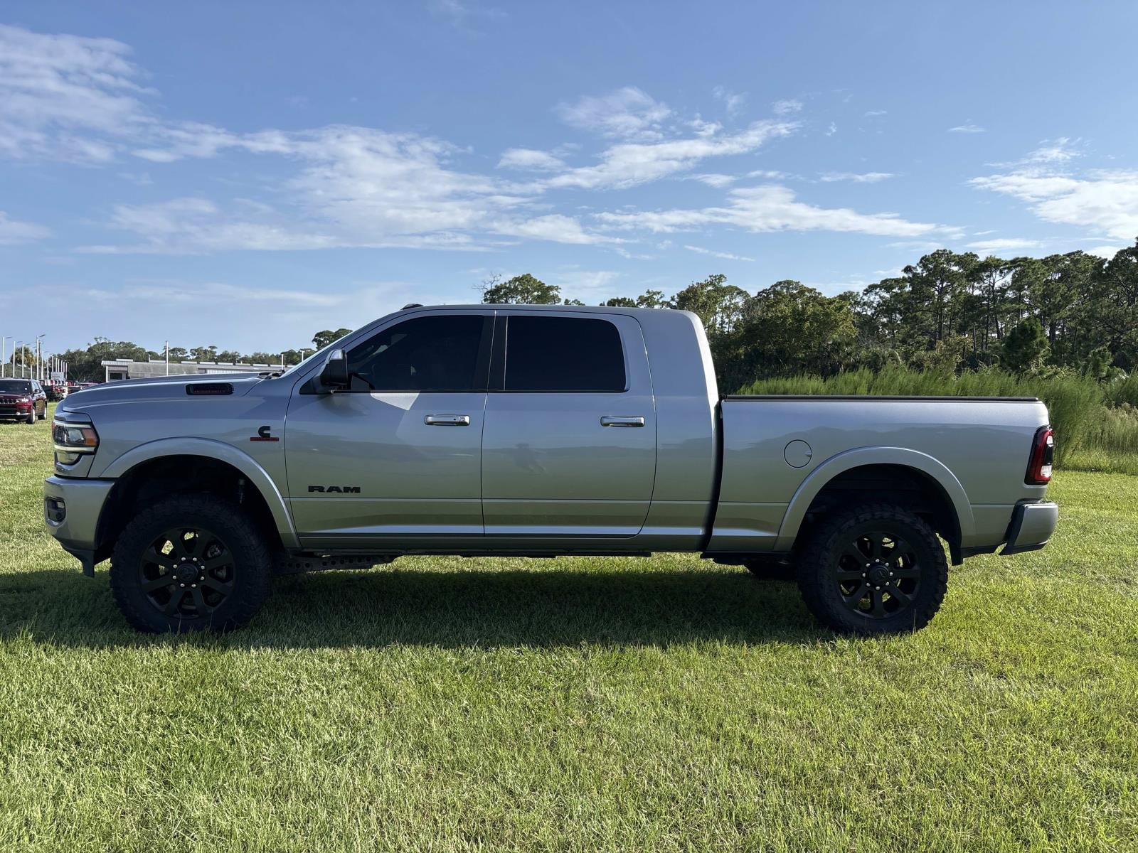 Used 2019 RAM 2500 Laramie AWD/4WD image 6
