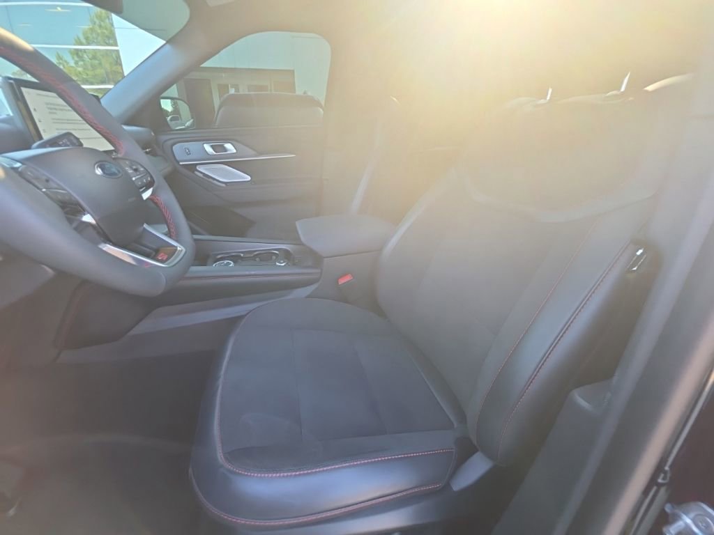 Used 2026 Ford Explorer ST w/ Sun And Sound Package AWD/4WD image 11