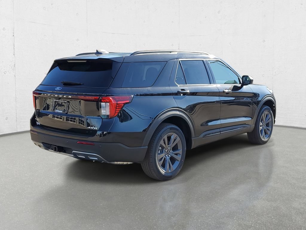 New 2026 Ford Explorer Active w/ Active Comfort Package AWD/4WD image 7